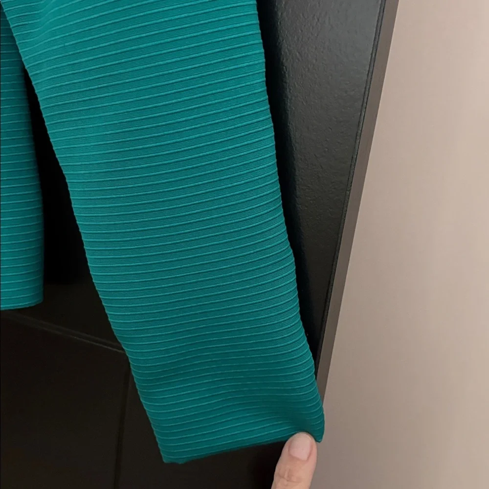 Arthur Doucette Teal Women's Silk Suit, Skirt with Decorative Bow Jacket. Size 6